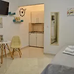 Royal Lmc Apartman