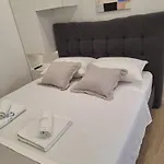 Royal Lmc Apartman