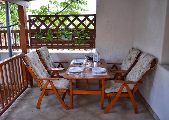 Royal Lmc ביוגראד נה מורו